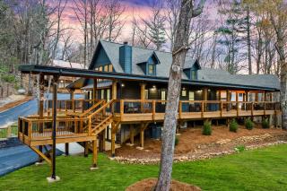 The Emma at The Rise Retreat (L1) - Hood - 9