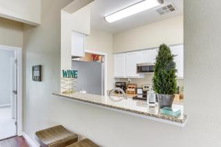 Pool and Lake Access Lovely Monkey Island Getaway - 3