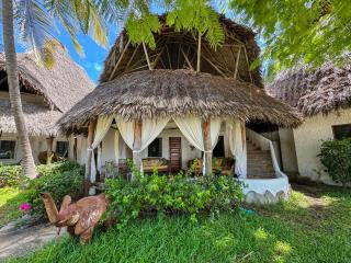 Kaleb's Serviced Beachfront Villa - Malindi - 8