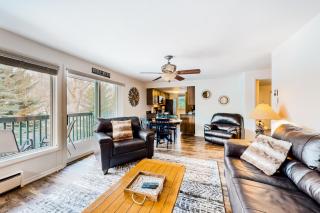 Timber Falls Hideaway - 7