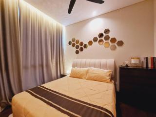 New!2-7pax 2BR SKS Pavillion Condo near JB Customs - 7