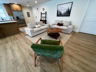 Montgomery Modern Luxury Stays - 1