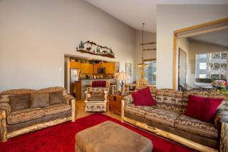 Snowblaze Condos Building C unit 24 - 8