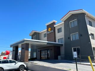 La Quinta Inn by Wyndham Albuquerque Airport - Albuquerque - 0