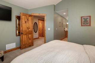 2002 Lupine Lane - 1