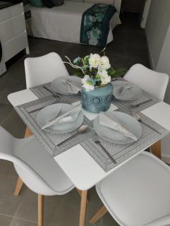 Alba Home , junto al estadio fútbol y Ribera - 8