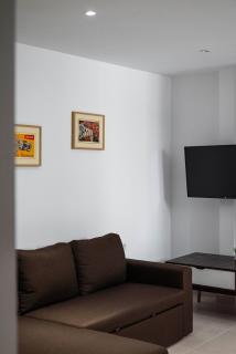 Sweet and Comfy 2BD apartment next to metro and Archeological Museum - Athens - 2