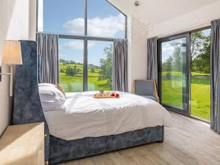 Fieldgate House - Bampton - 2