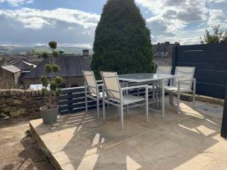 'The Cobbles' - central, stylish, garden, views - Skipton - 5