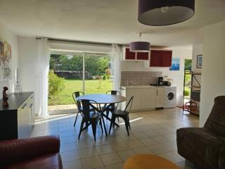 MAISON avec 1 CHAMBRE dans QUARTIER RESIDENTIEL VERDOYANT CALME - Vendays-Montalivet - 9