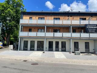 Moderní rodinný 3KK apartmán D8 v centru Harrachova s výhledem na skokanské můstky - by Relax Harrachov - Harrachov - 4