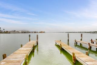 Pelican Point - Rockport - 8
