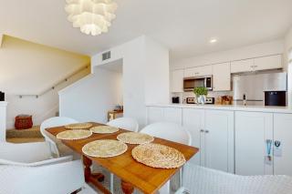 Pelican Point - Rockport - 1