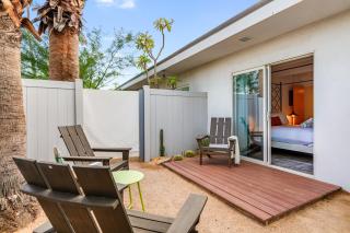 the Weekend Palm Springs - 1