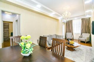 Sea view apartment by Baku housing - Baku - 3