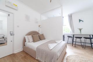 Arte Stays Serviced Apartments Premium Studios, Finsbury Park - London - 5