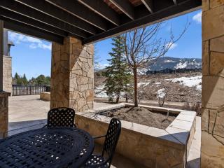 Silverado Lodge by All Seasons Resort Lodging - 6