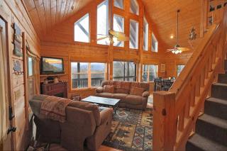 Red Roof-Cozy Cabin with Great Views, Hot Tub and near Bryson City - Bryson City - 4