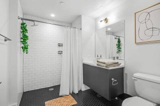 Versatile Luxury Penthouse - 8