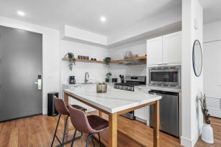 Versatile Luxury Penthouse - 2