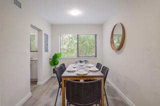 Prime Location Apartment at Calle Ocho - Miami - 8