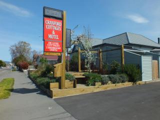 Cranford Cottages and Motel - Christchurch - 9