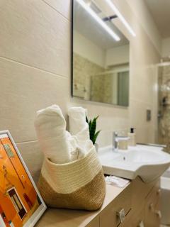 Casa Rosetta - Relax in Centro - Parcheggio Privato, Mare a 2 Passi - 3