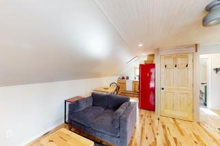 Maplewood Loft - 5