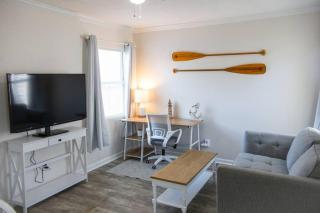 Cozy Cottage only 4 Blocks from the Ocean - 1