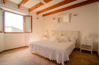 Embat - Hostel - 1