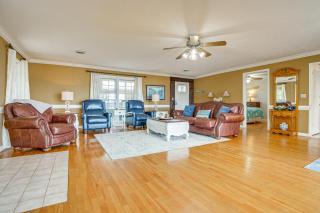 Lakefront Leesburg Home with Private Dock and Ramp! - Centre - 6
