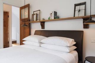 Whitelodge Retreat Sassafras, Mount Dandenong - 6