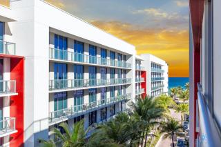 Hollywood Beach Modern Studio Rooftop Pool - Hollywood - 9