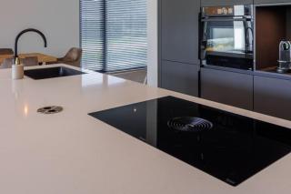 Moderne ruime luxe villa in Uden, Nederland - 2