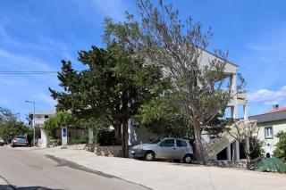 Apartments with parking space Pag - 18325 - 8