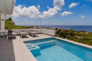 NEW Amazing Villa with Sea Views-Walk to Beach-8 guests-Private Pool - 2