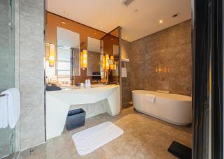 Tonino Lamborghini Hotel Kunshan City Center - Kunshan - 7