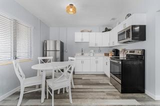 171 Washington - Dune Our Thing - Unit D - Fabulous Pool Home! home - Fort Myers Beach - 2