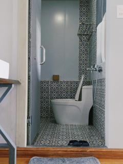 Riverside Plum Garden Villa - 9