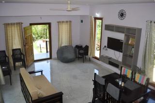Naisarga Hill View - Somvārpet - 1