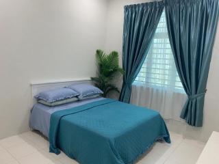 Qaisara Homestay - Kampong Alor Gajah - 0