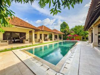 Villa Bugis Seminyak - Seminyak - 2