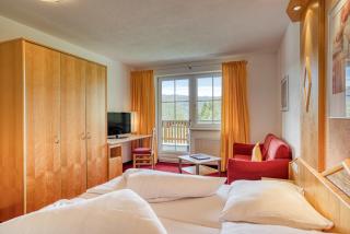 Hotel Alpen Royal Jerzens - 3