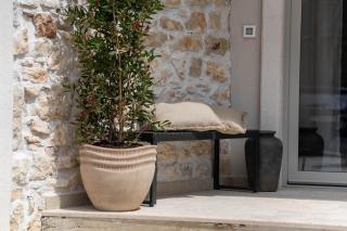 Grotta Apartment - 1