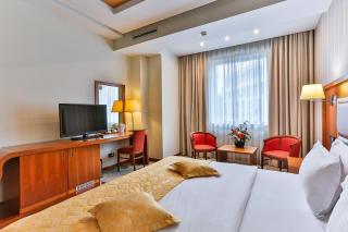 Kings Park Hotel - Podgorica - 8