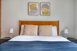 Blueground Gateway gym pool near stadium ATX-241 - 2