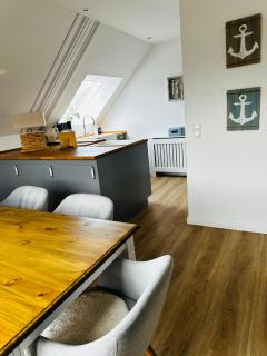Große deluxe Ferienwohnung mit Balkon, 2 SZ und nur 300m zum Strand - Kellenhusen - 3