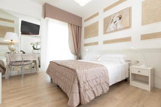 Hotel Alexander - Milano Marittima - 0