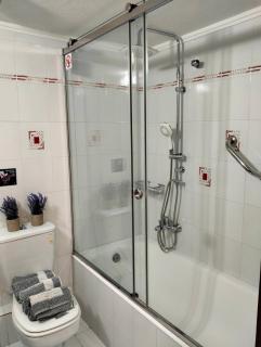 Helens Apartment - 3