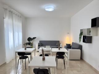 ORLANDO HOME-Parcheggio privato - 0